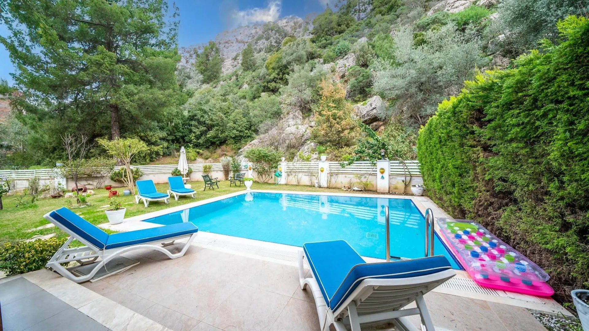 Villa Floransa Icmeler 马尔马里斯