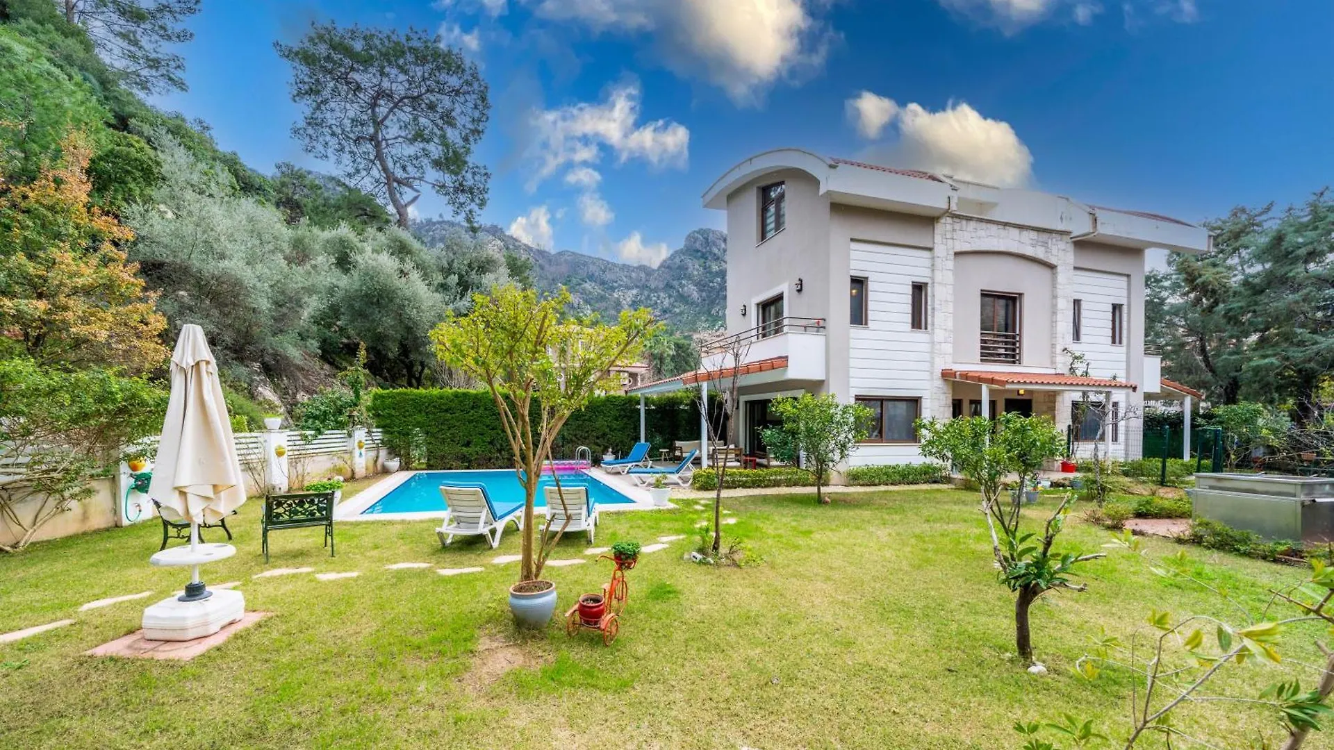 Villa Floransa Icmeler 马尔马里斯